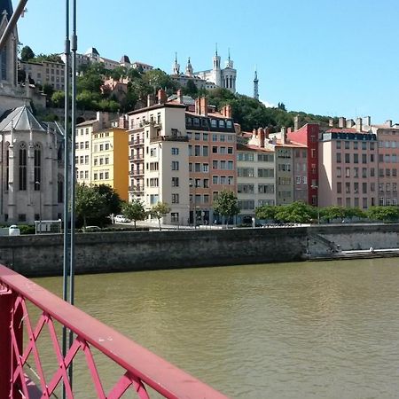 La Nuit Saint Georges Apartment Лион Екстериор снимка