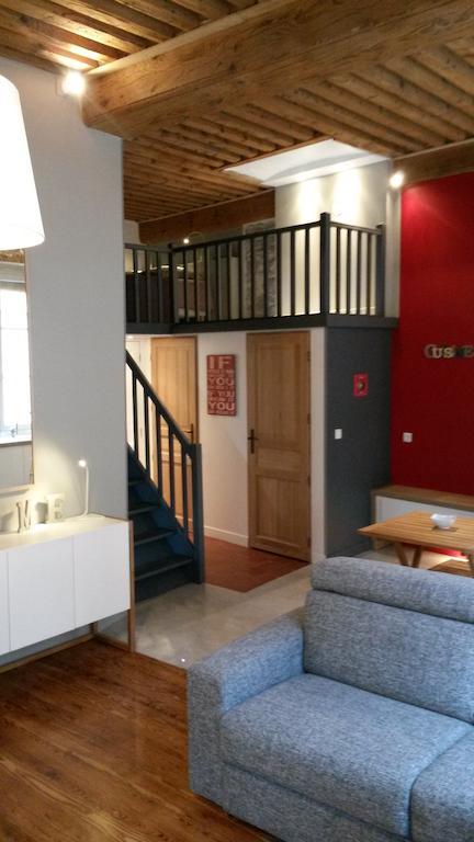 La Nuit Saint Georges Apartment Лион Екстериор снимка