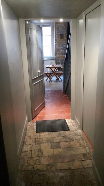 La Nuit Saint Georges Apartment Лион Екстериор снимка