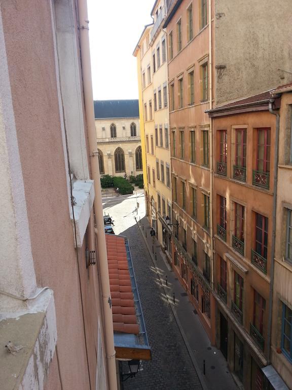 La Nuit Saint Georges Apartment Лион Екстериор снимка