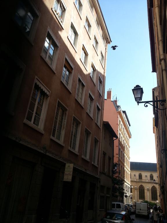 La Nuit Saint Georges Apartment Лион Екстериор снимка