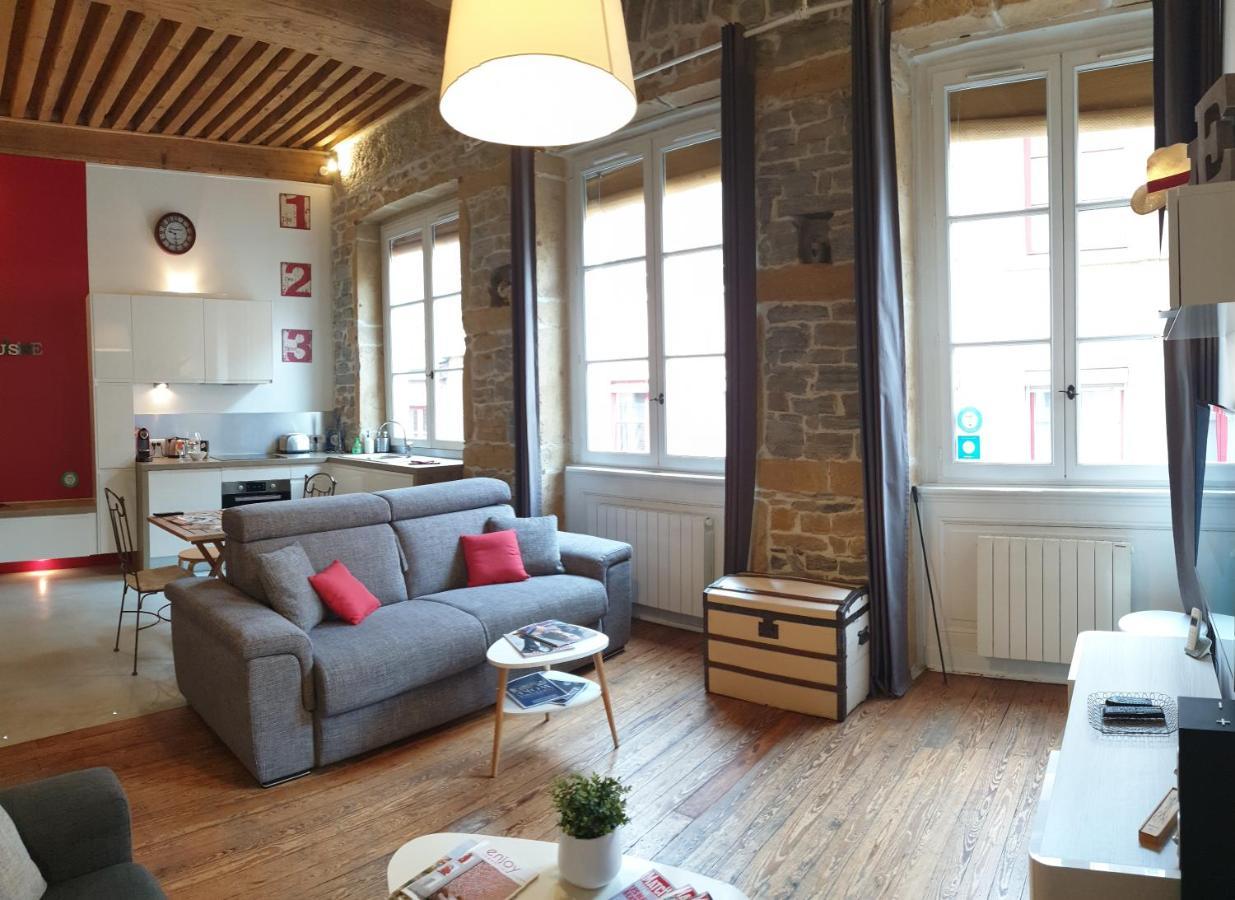 La Nuit Saint Georges Apartment Лион Екстериор снимка